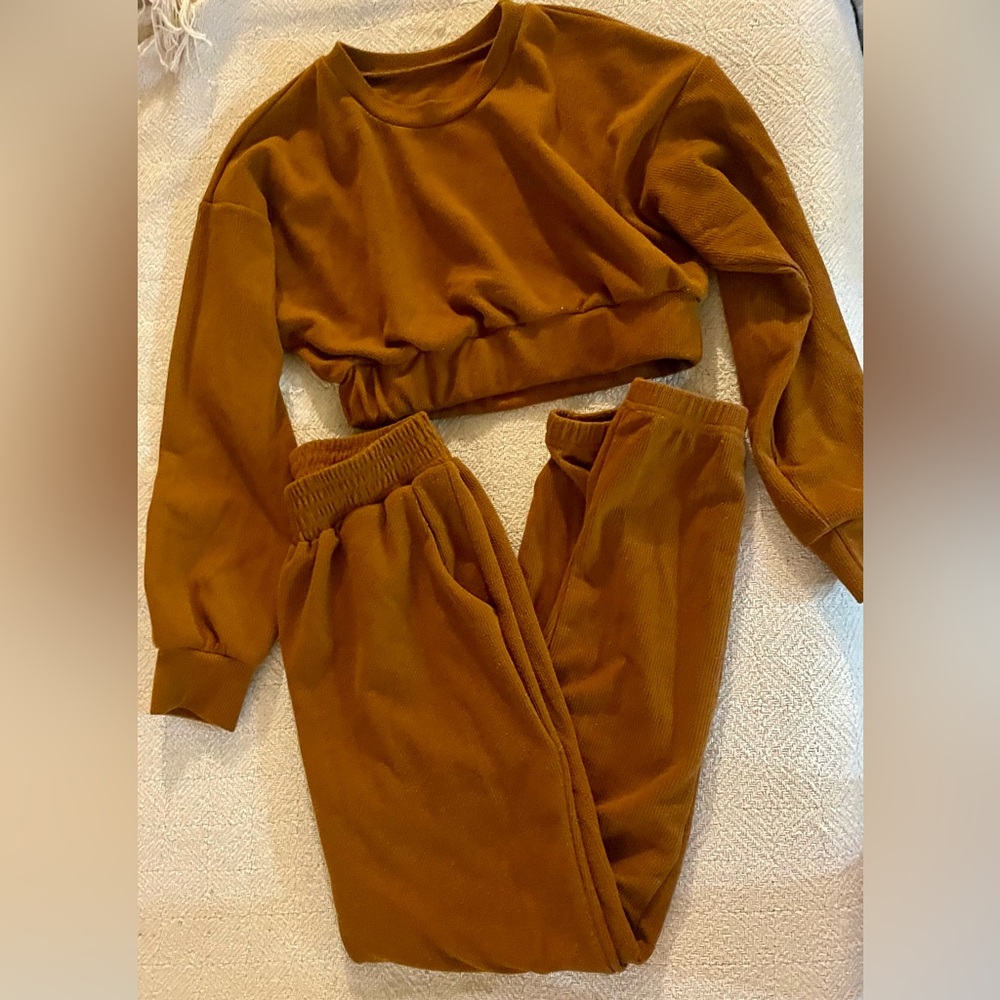 Brown/ orange two piece outfit